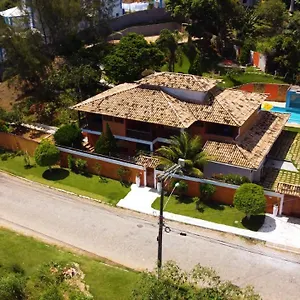 Belíssima Casa Com Extensa área Externa - Piscina, Sauna, Churrasqueira E Campo De Futebol - Com 5 Suítes E A 500 Metros Da Rua Pedras Сasa de vacaciones Búzios